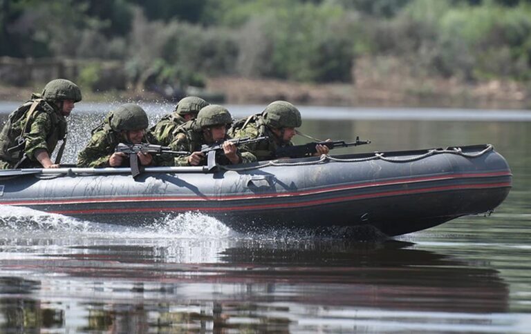 Серебрянський ліс: російські війська намагаються перейти річку Сіверський Донець