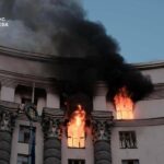 Дрон вдарив по житловому будинку в Одесі, у столиці – жертви та вогонь в урядовій будівлі – ФОТО