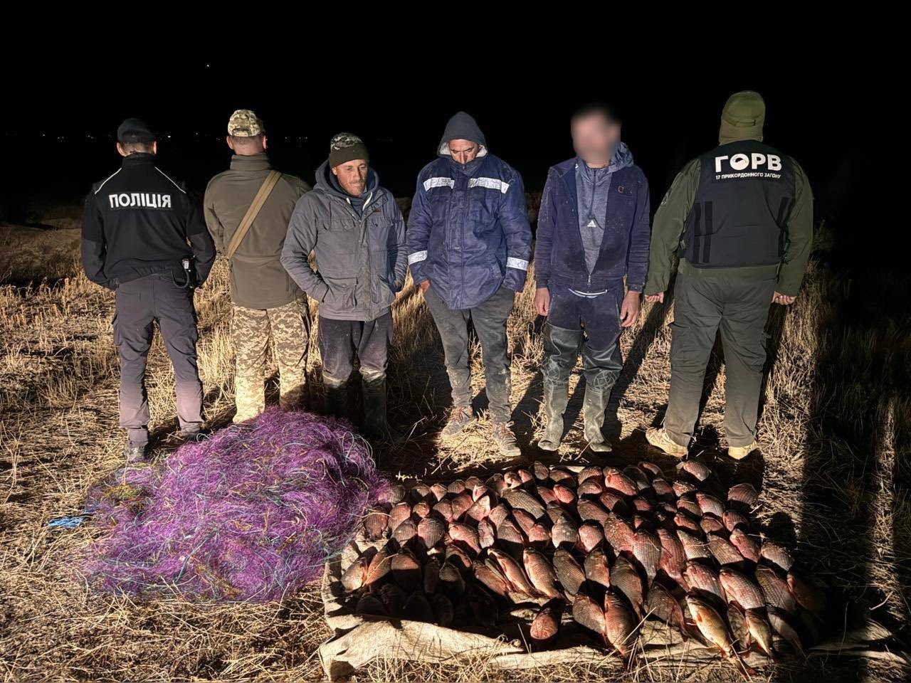 Браконьєр у Ренійській ОТГ незаконно витягував рибу з озера Ялпуг саморобними сітками з ліску