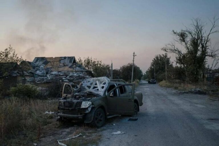 Україна витримала безпрецедентний натиск: тисячі ударів і понад 150 керованих бомб за добу від Росії.