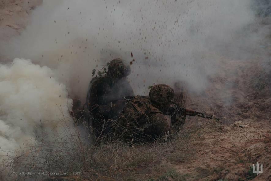 Кровопролитні битви та безліч дронових атак: Генштаб розкрив деталі фронтової ситуації.