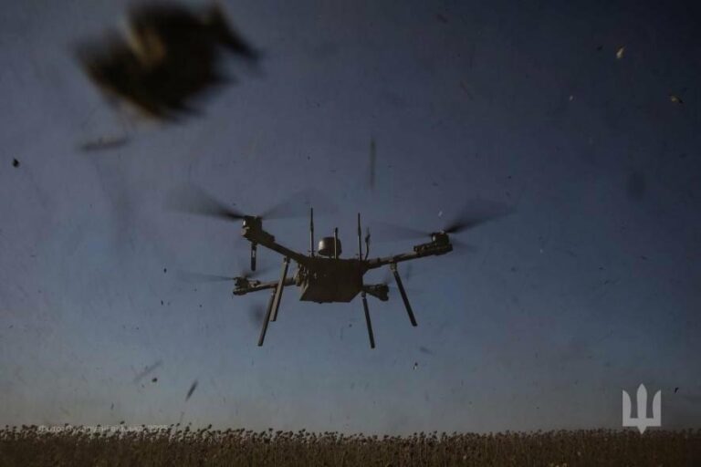 ЗСУ успішно захистили позиції, відбивши 186 агресивних нападів, втративши 970 росіян та їх техніку за один день.