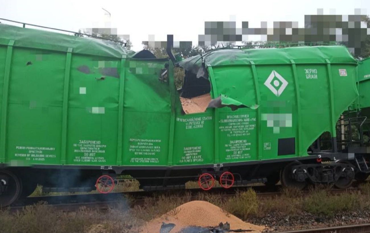 Наслідки обстрілу Бобровиці 30 вересня: фоторепортаж