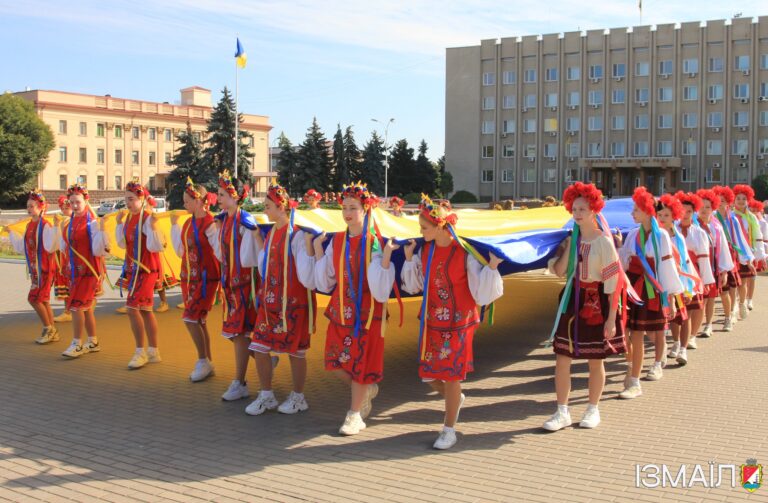 Ізмаїл святкує 435 років: єдність громади, вшанування загиблих і надія на перемогу.