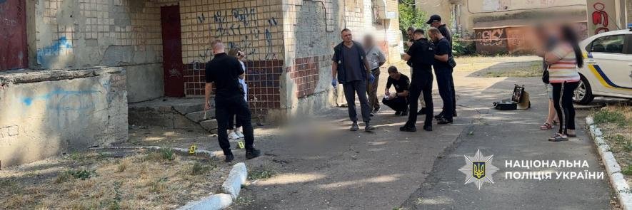 Матір, яка скинула немовля з вікна гуртожитку в Одесі, затримано: шокуючі деталі інциденту – ФОТО, ВІДЕО