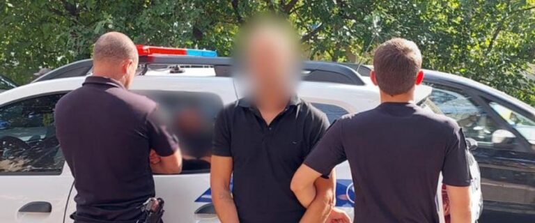 Рецидивіст-жартівник тричі фальшиво мінував об’єкти в Одеській області заради адреналіну