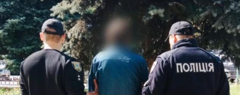 В Одесі засудили торговця зброєю до 5 років і 5 місяців ув’язнення.