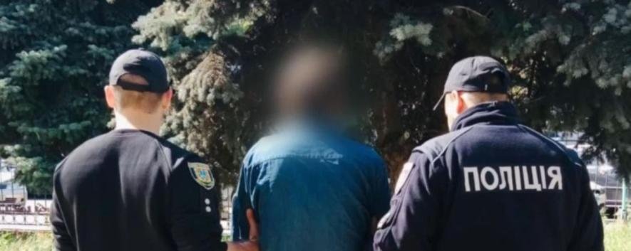 В Одесі засудили торговця зброєю до 5 років і 5 місяців ув’язнення.