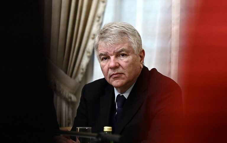 Росія відповіла на збиття літаків погрозою війни проти НАТО.