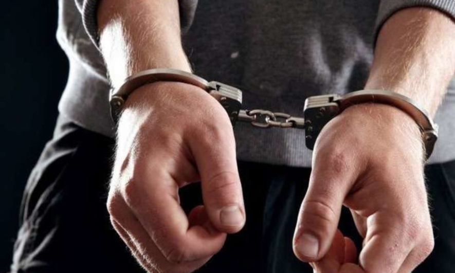 В Одеській області чоловік влаштував стрілянину з рушниці після конфлікту серед білого дня.