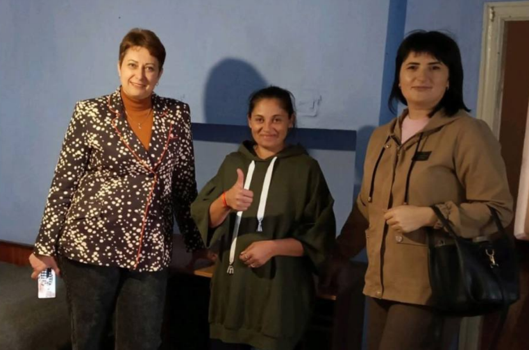 Сім’я з Болградського району, що виховує кількох дітей, отримала нову домівку та гуманітарну допомогу.