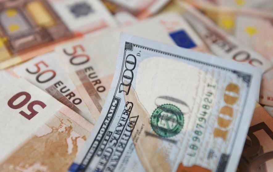 В Одесі відзначено підвищення вартості долара і євро в обмінниках