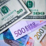 Євро досягло чотирирічного максимуму проти долара