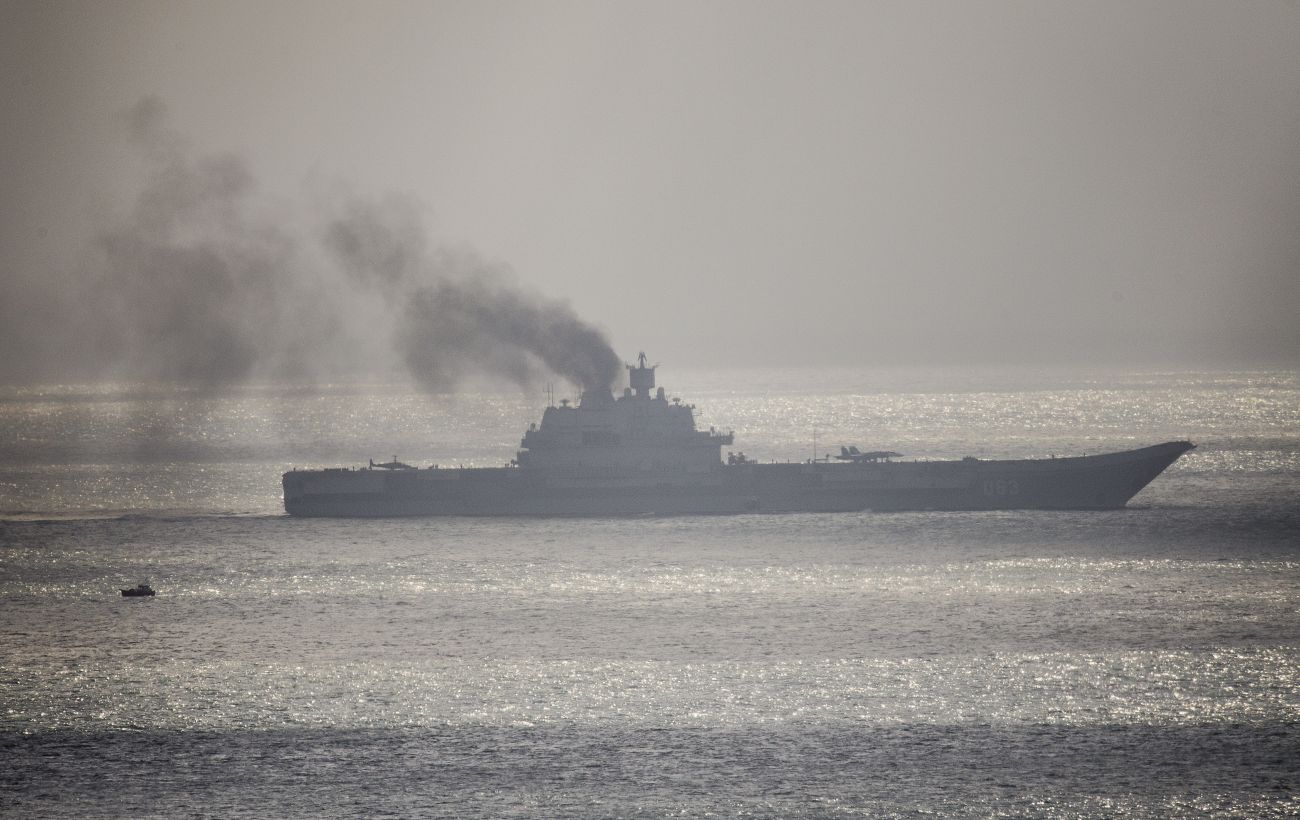 Дрони уразили корабель Чорноморського флоту РФ під Новоросійськом – відео
