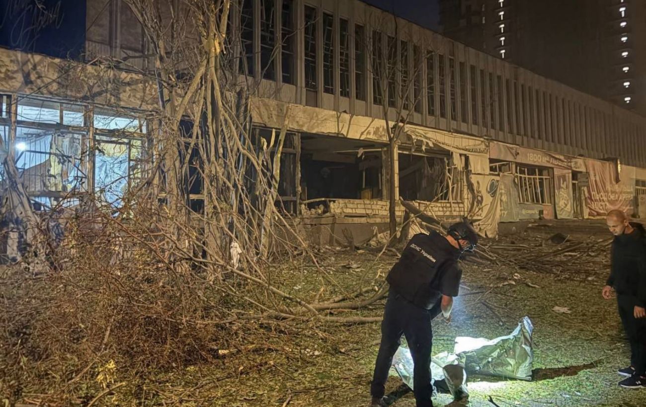 Обстріл Одеси 7 вересня – пошкоджена 9-поверхівка та Палац спорту, є поранені