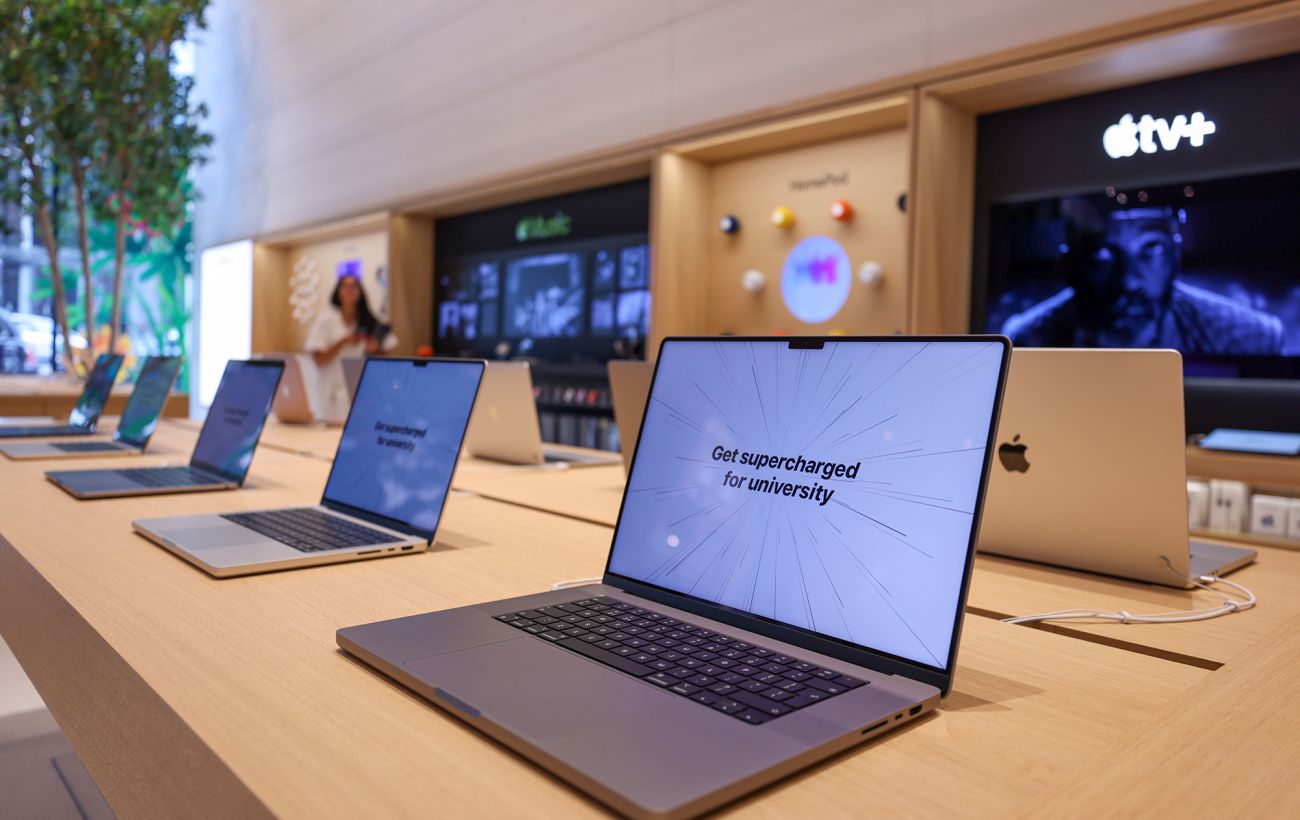 Apple планує революційний MacBook Pro з тачскріном