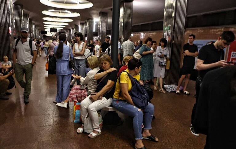 Київ у напрузі: друга нічна тривога через атаку Шахедів