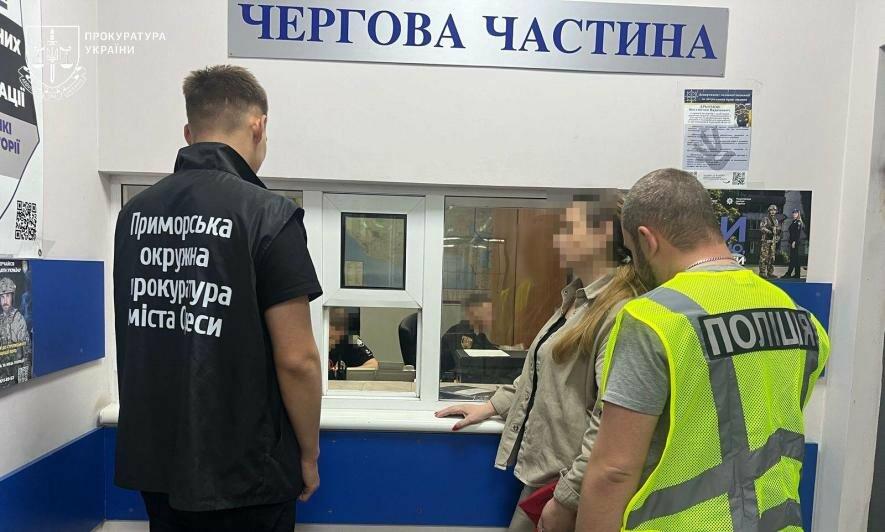 Вбивство рідного брата за спадщину: як “кілери” викрили замовницю перед правоохоронцями в Одесі – ФОТО та ВІДЕО