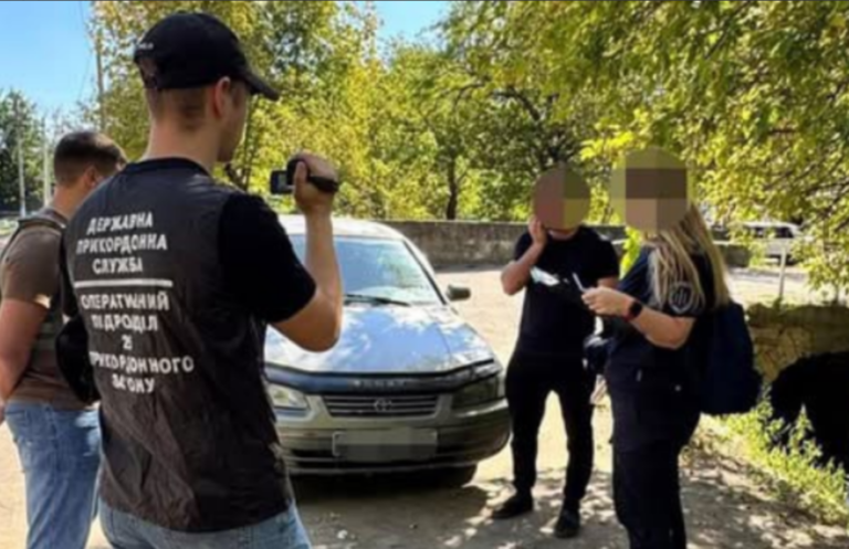 У Білгород-Дністровському районі прикордонник намагався влаштувати незаконні подорожі для призовників до Молдови.