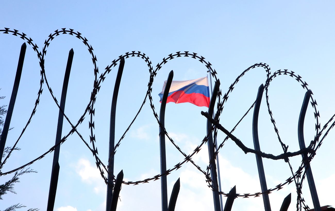 Санкції ЄС щодо шести олігархів просять скасувати Угорщина і Словаччина