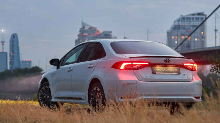 Одеська мерія модернізує транспортний флот: радянські ВАЗи з ГАЗами відходять у минуле на користь японських Toyota