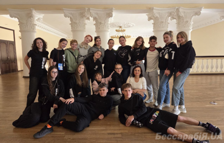 Актори з Болграда продемонстрували мистецтво Одещини на фестивалі «Комора» всеукраїнського рівня.