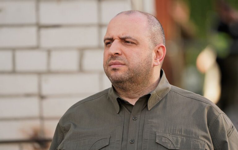 Умєров і Келлог провели важливі переговори щодо стратегічних оборонних угод між Україною та США.