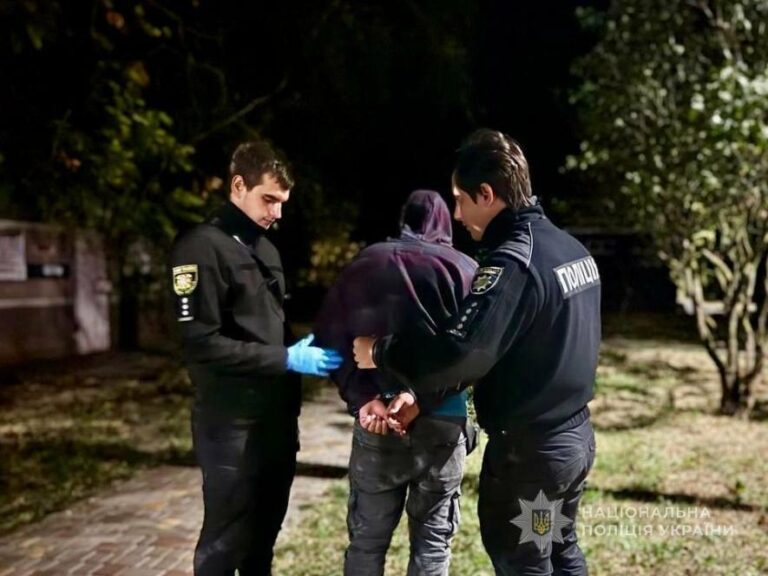 Одещанина затримали за напад на поліцейського: його чекає тюремне ув’язнення