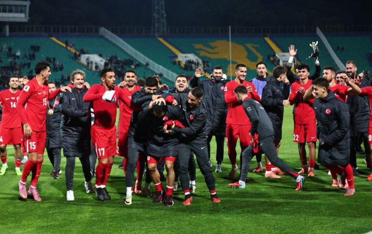 Скандал у турецькому футболі: арбітри Суперліги виявилися замішаними у ставках