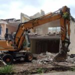 В Одесі демонтують дитячий садок, зруйнований внаслідок обстрілу: які плани щодо нової забудови?