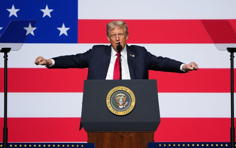 Трамп проводить військові перетворення: що чекає на США в умовах конфлікту.