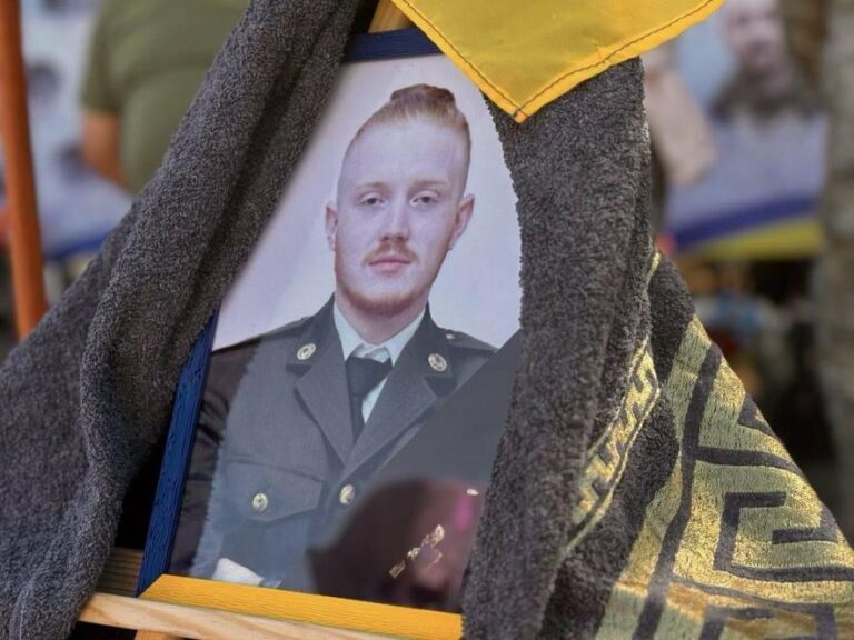 24-річний захисник з Одещини загинув у бою, залишивши дружину й сина після двох поранень – ФОТО