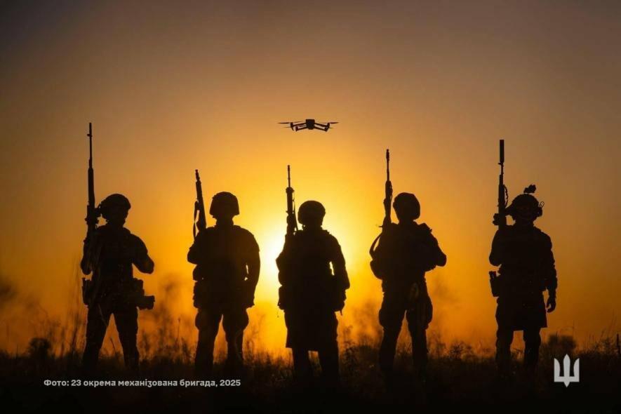 ЗСУ зупинили 159 ворожих атак за добу, знищивши 950 російських військових і 450 безпілотників.