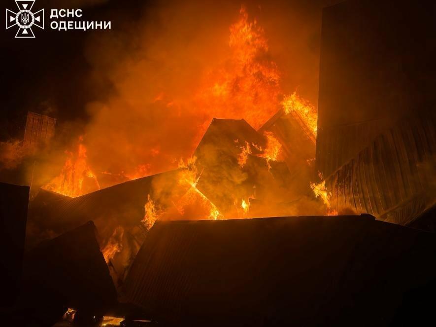 Одещина під ударом: прокуратура розкрила наслідки дронової атаки на Чорноморськ.