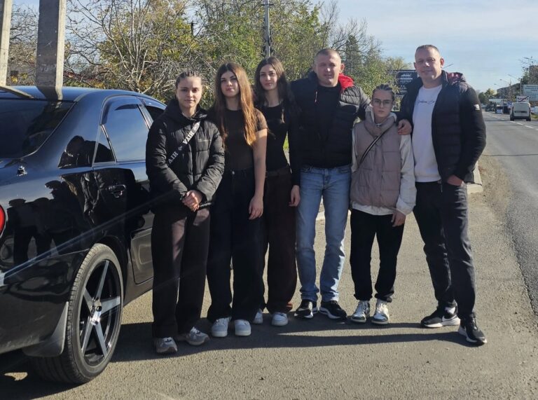 Три ізмаїльські атлетки відправились до Греції на світовий чемпіонат з греплінгу