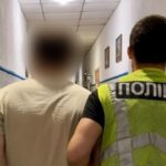 В Одесі чоловік спалив квартиру родини військового за вказівкою з чат-бота — деталі трагедії з фото.