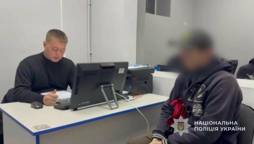 В Одеській області затримали наркоторговця під час злочинної діяльності.