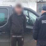 Стрілянина поблизу кладовища на Одещині: чоловік вистрілив у автомобіль товаришів