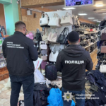 Мільйони з контрафакту: в Одесі виявили мережу збуту підробок відомих брендів