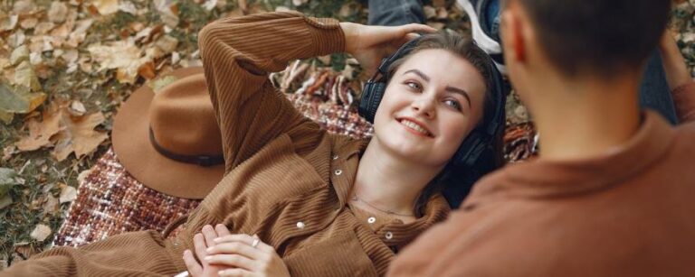 7 нестандартних способів подолати осінню депресію.