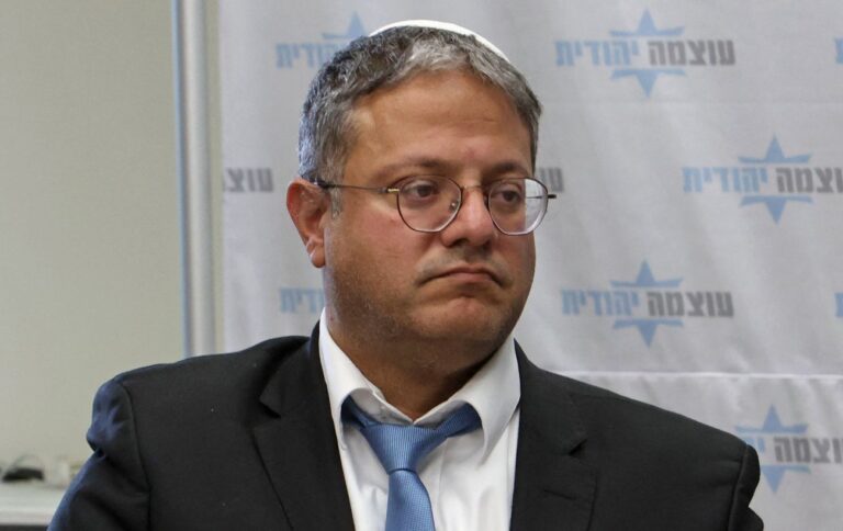 Конфлікт у Газі: Нетаньяху стикається з критикою через план миру Трампа.