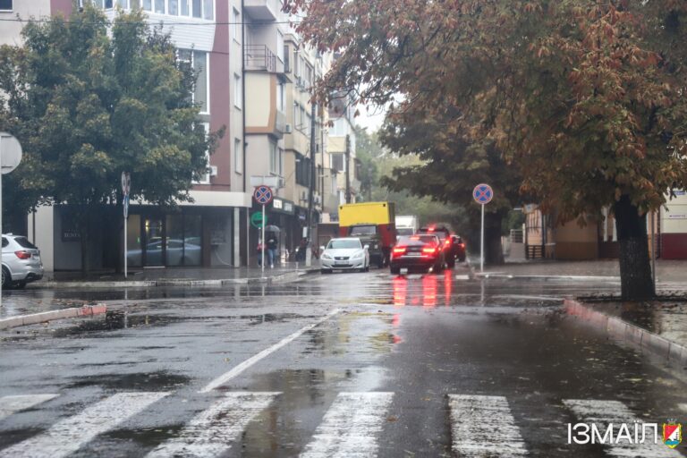 Циклон перемістився на північ Чорного моря: за два дні в Ізмаїльському районі випало вдвічі більше опадів, ніж за місяць.