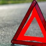 У Одеській області вантажівка наїхала на двох військових на блокпосту.