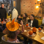 Гарбузові свята та підтримка: в Одесі організували Гелловін для ветеранів і їхніх малюків