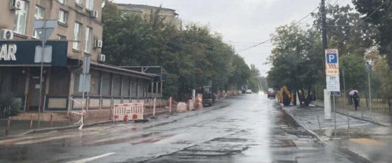 В Одесі трамваї обмежено курсуватимуть: на їх місце вийшли маршрутні таксі.