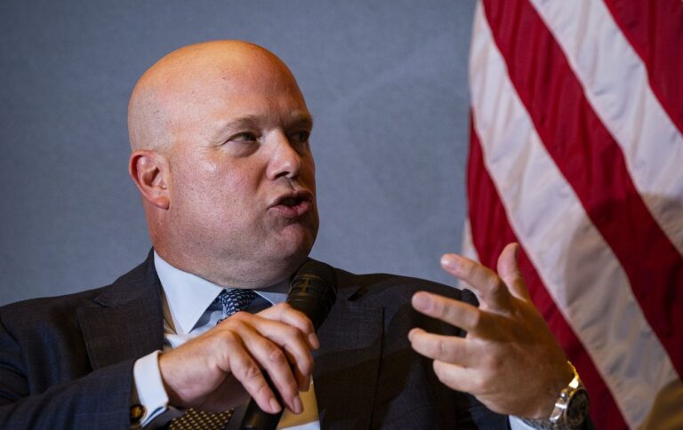 Трамп оголосить про нові санкції щодо Росії, повідомляє Вітакер