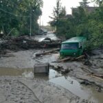 Болгарія потопає: курорт Еленіте під водою, одна людина загинула.