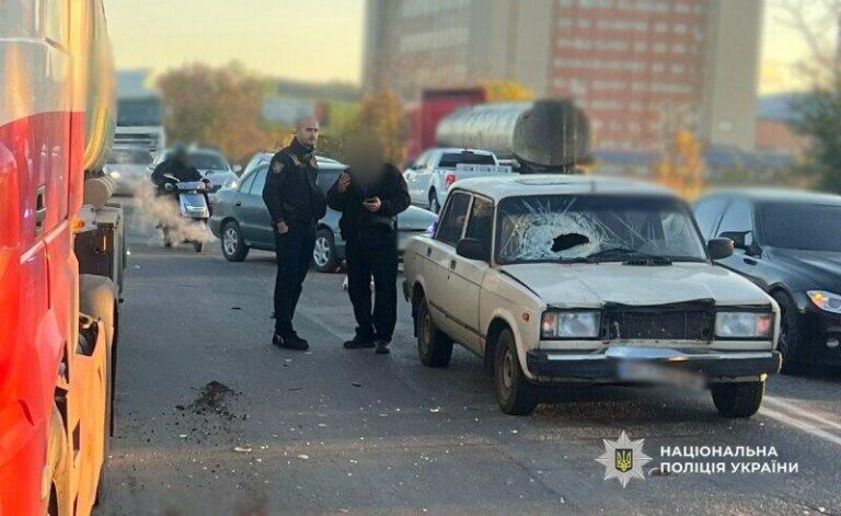 В Одесі жінка трагічно загинула, потрапивши під автомобіль на пішохідному переході.