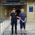 Фатальна сімейна конфлікт в Одесі: дружина вижила після двох нападів чоловіка шилом.