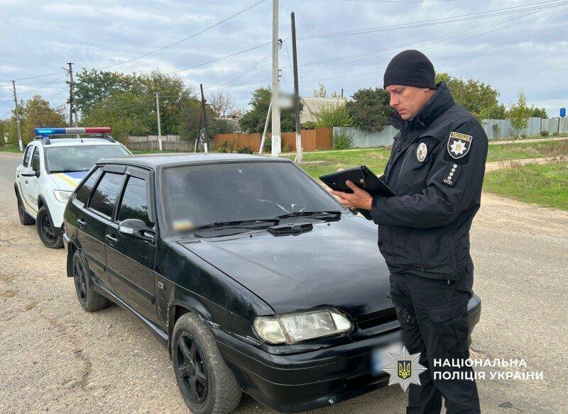 ДТП біля Одеси: водій ВАЗа у стані сп’яніння bỏг та покинув закривавленого потерпілого.